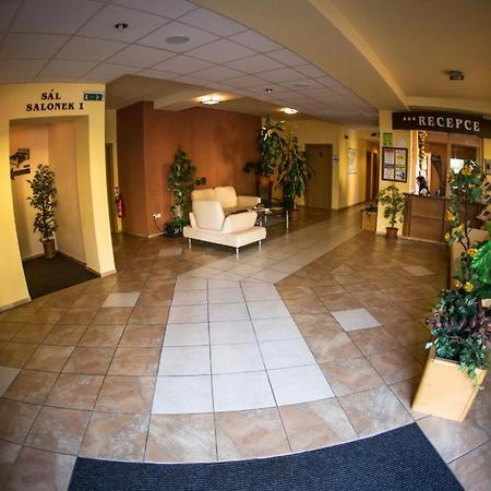 Hotel Na Jizni Prerov Ngoại thất bức ảnh