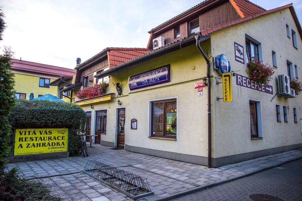 Hotel Na Jizni Prerov Ngoại thất bức ảnh